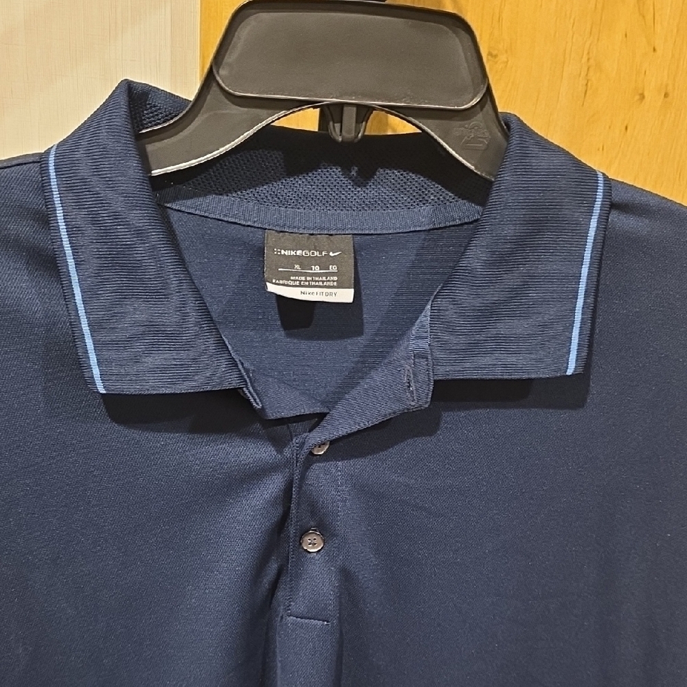 (J1) Men's Navy Nike Golf Polo Shirt - Picture 2 of 8